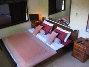 Noosa Edge Nudist Retreat - Accommodation Resorts